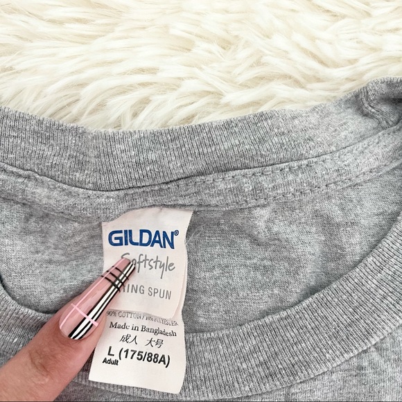 3/30 Hocus pocus tshirt large - Picture 6 of 6